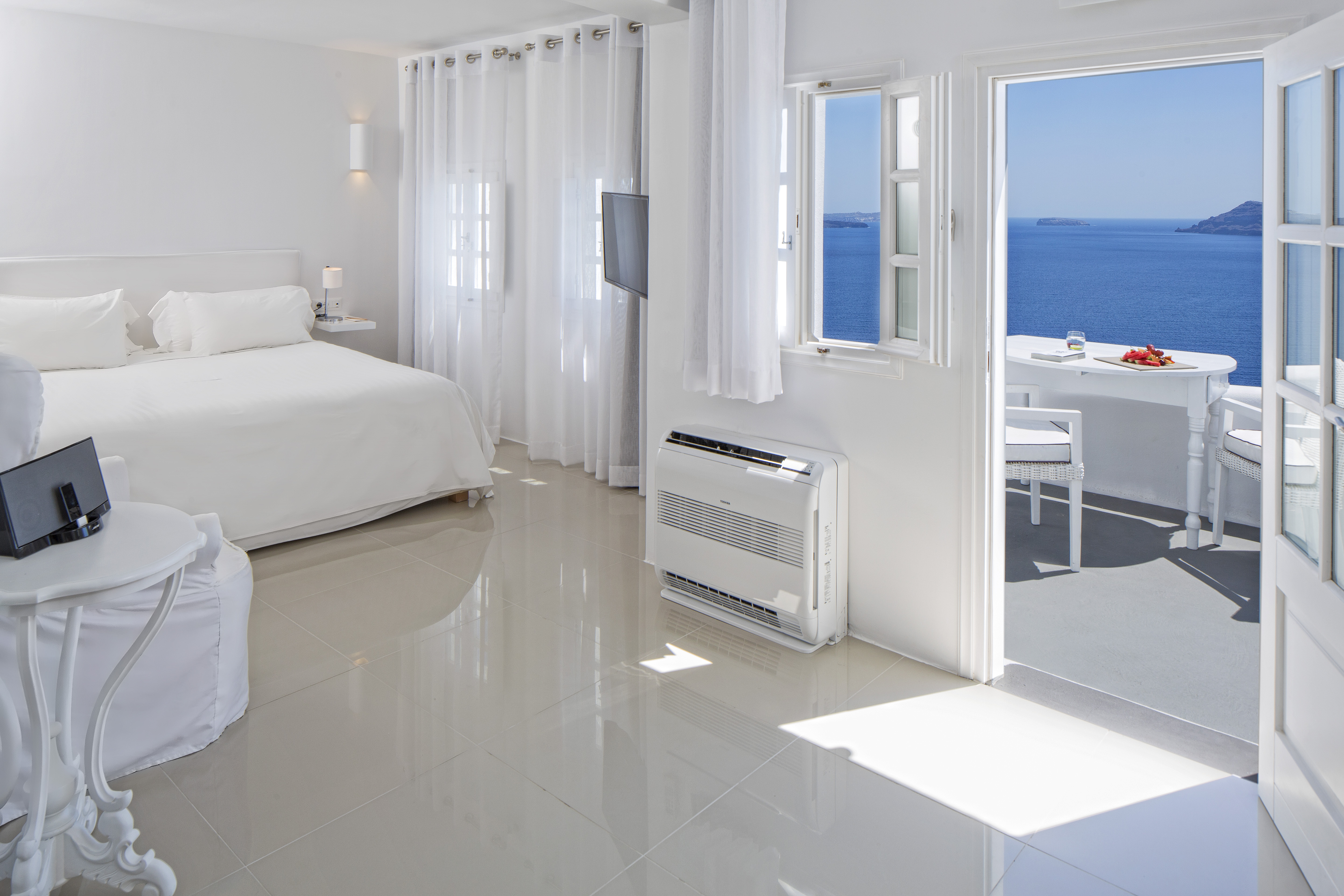 Senior, Gea, Suite, House