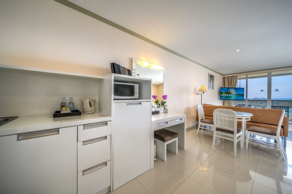 Andaman Beach Suites Hotel 47/69