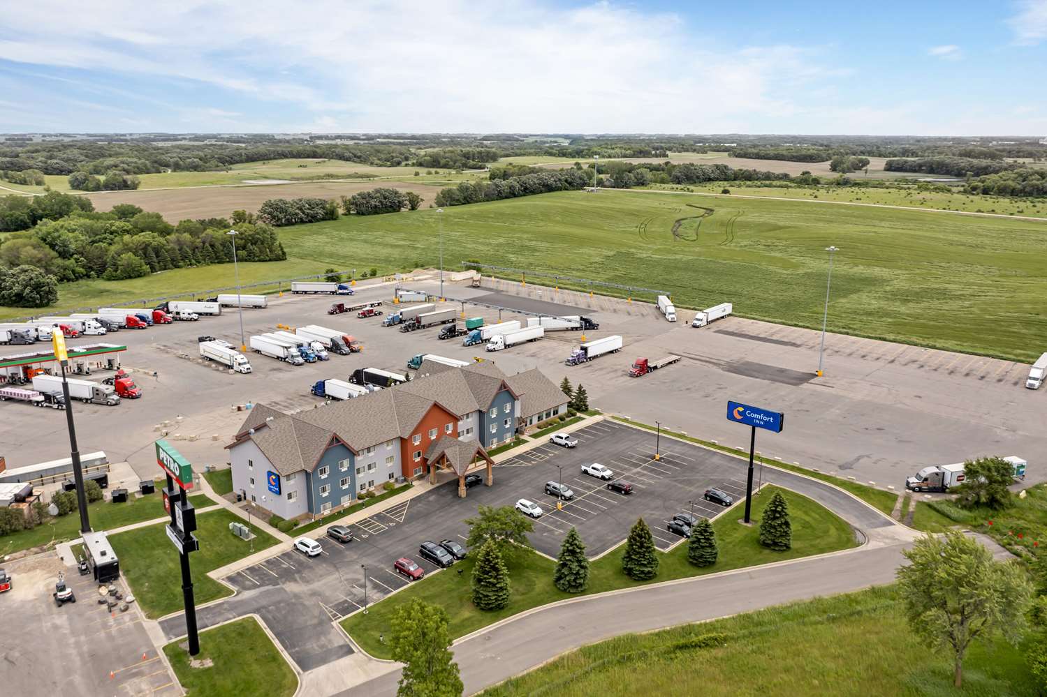 Comfort Inn Albert Lea at Trails Travel Center 40/42