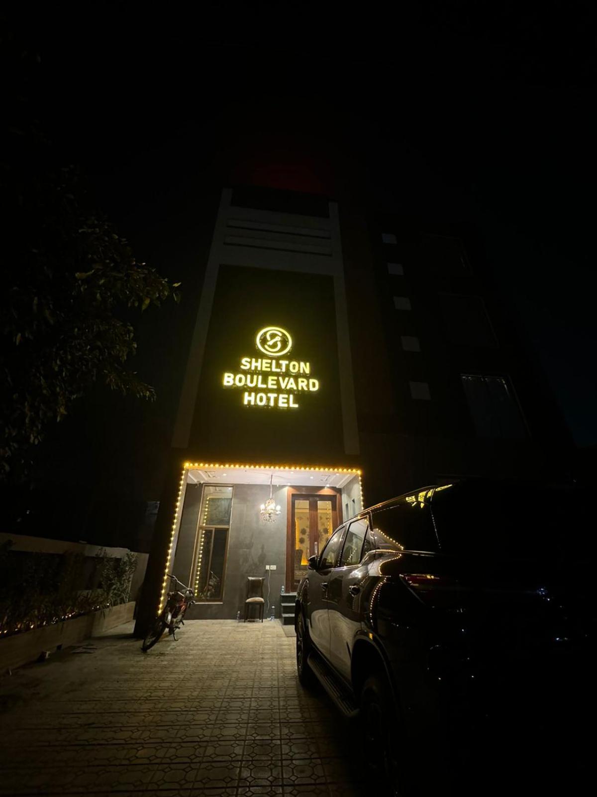 Shelton Boulevard Hotel in LAHORE