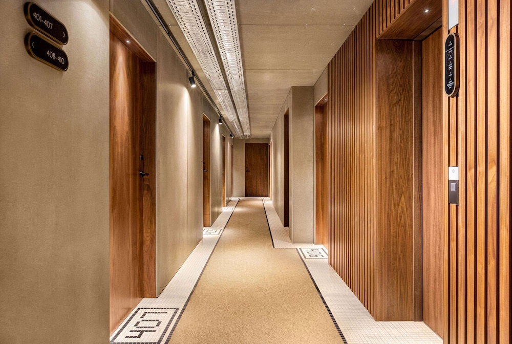 Fontinha Porto a Trademark Collection by Wyndham 35/58