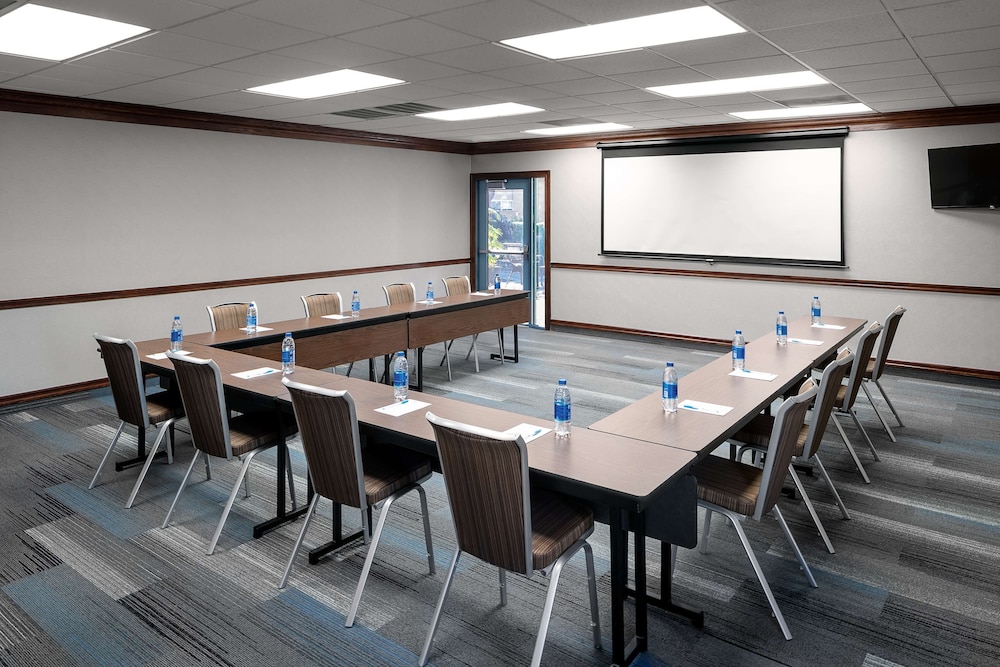Hyatt House Scottsdale Old Town 45/56