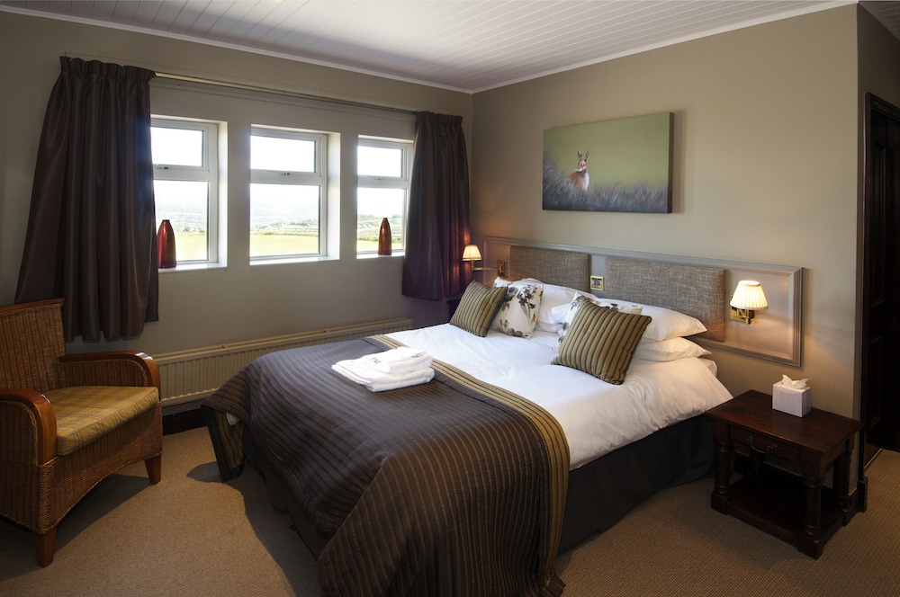Pennine Manor Hotel 15/40