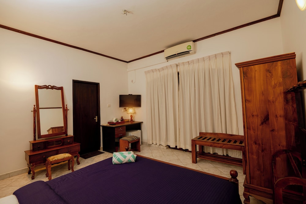 Prince Villa 22/39