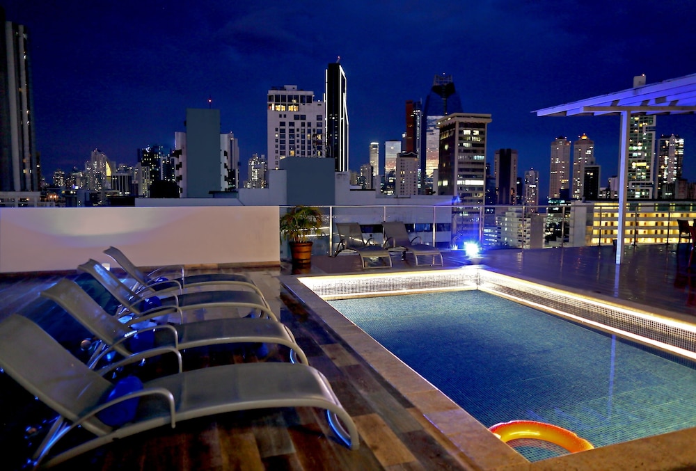 Victoria Hotel and Suites Panama 51/53