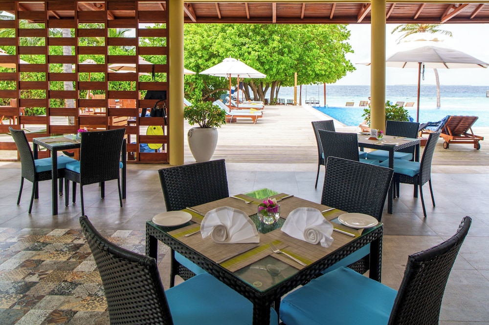 Reethi Faru Resort 97/114