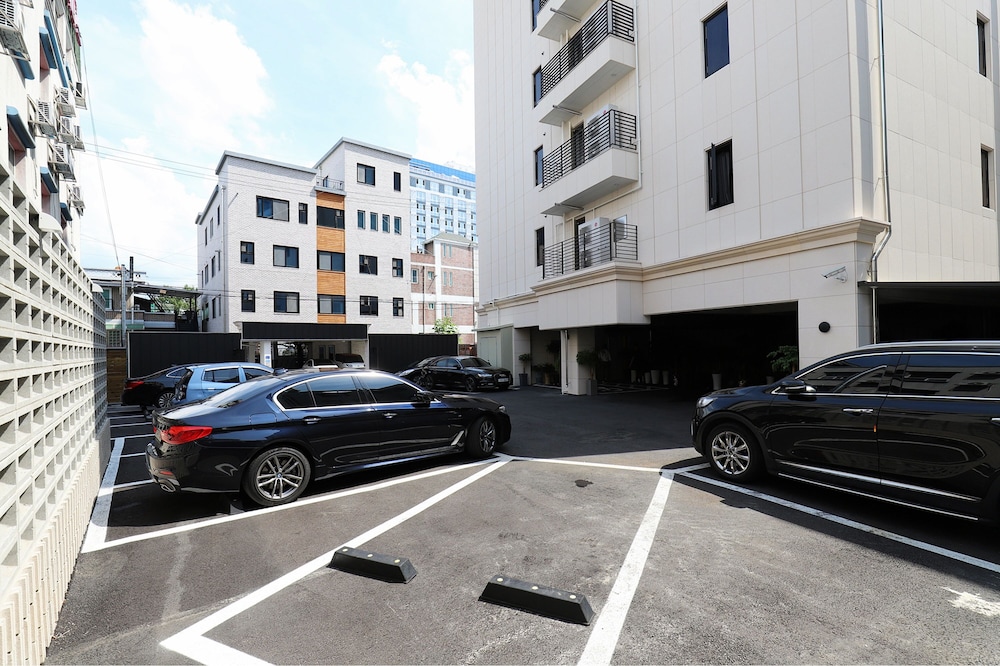 Hotel Bentley 49/57
