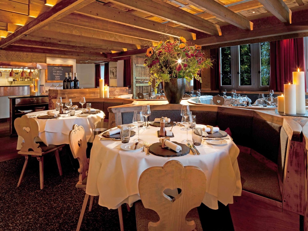 Movenpick Hotel Zurich Airport 48/68
