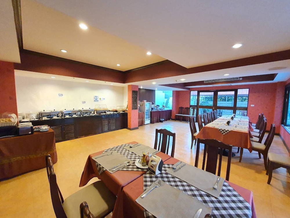 Goldenbell Hotel Chiangmai 58/60