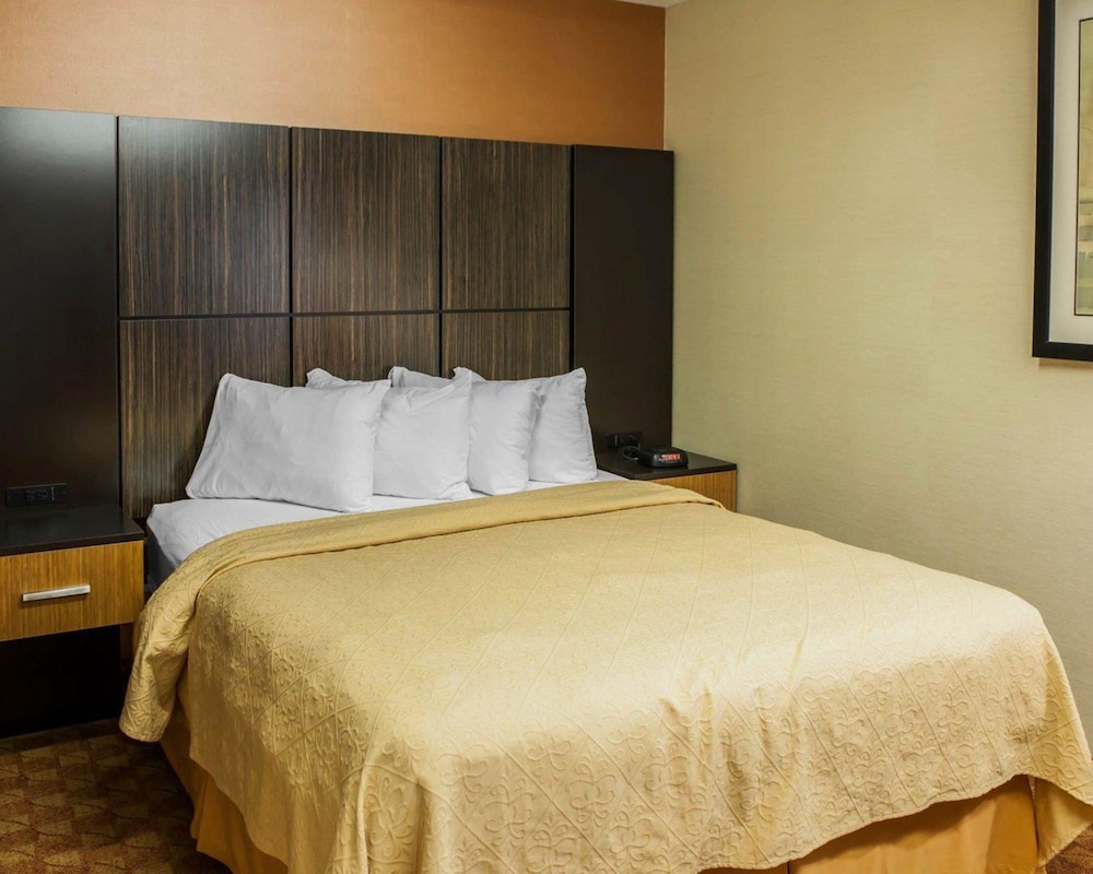 Quality Inn Franklin I-65 19/40