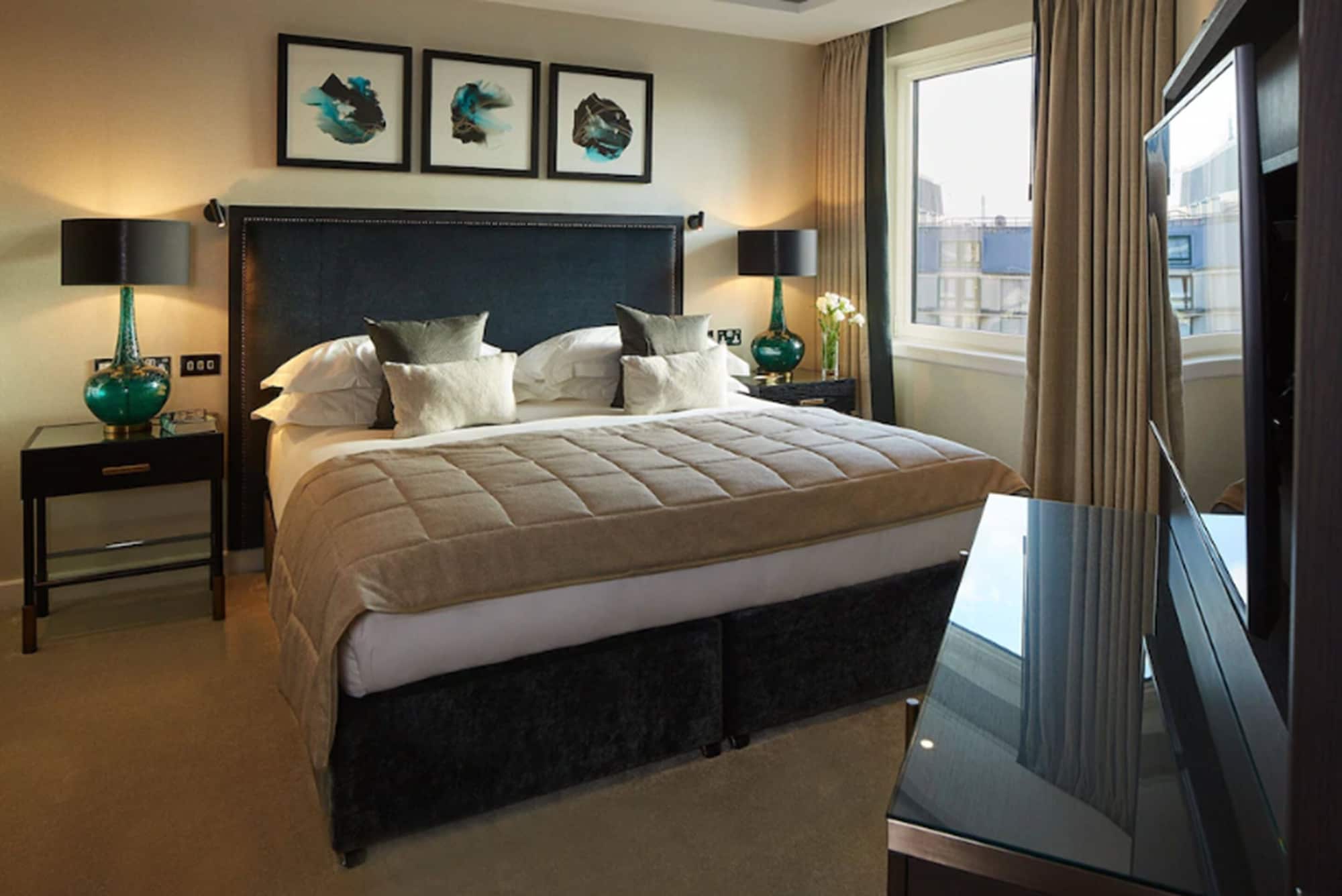 Superior One Bedroom Apartment  Floor from 1 to 3