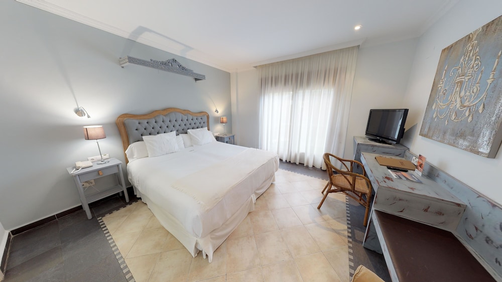 HOTEL CON ENCANTO PALAU VERD 3***SUP 16/39
