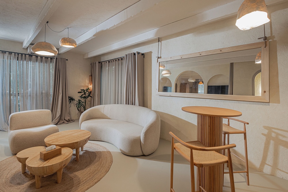 Serab Residencia 38/50