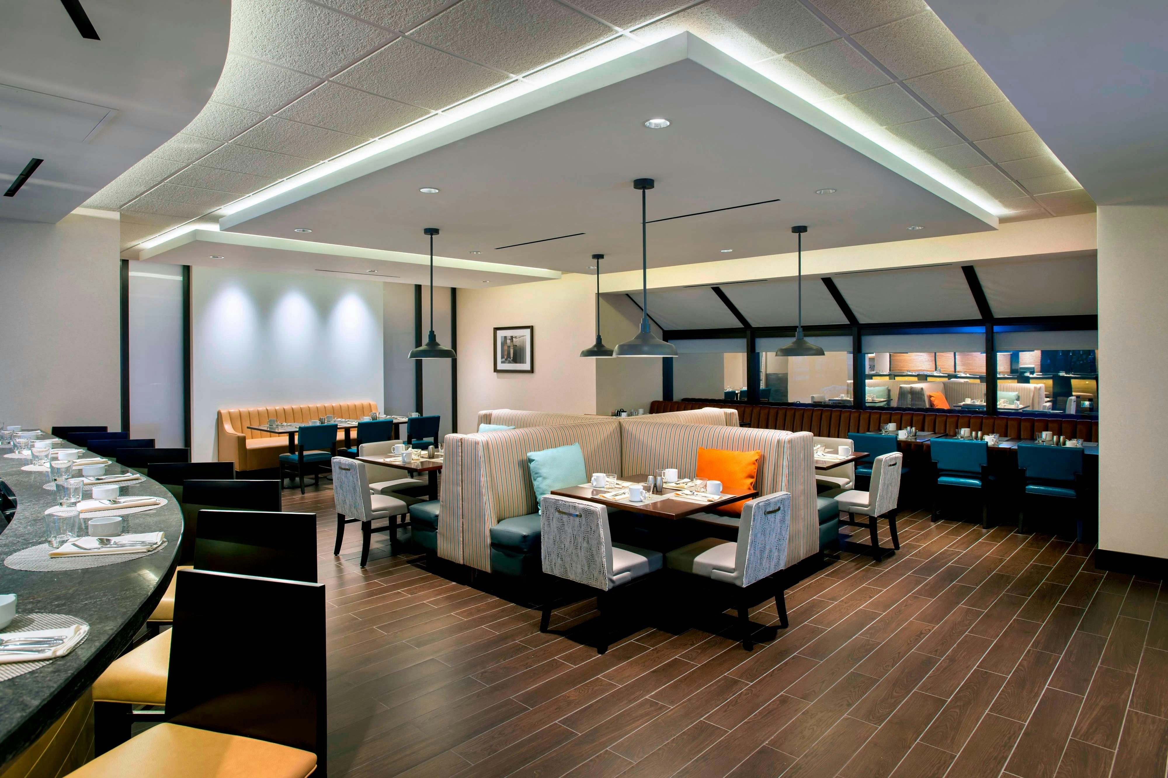 Newark Liberty International Airport Marriott 22/45