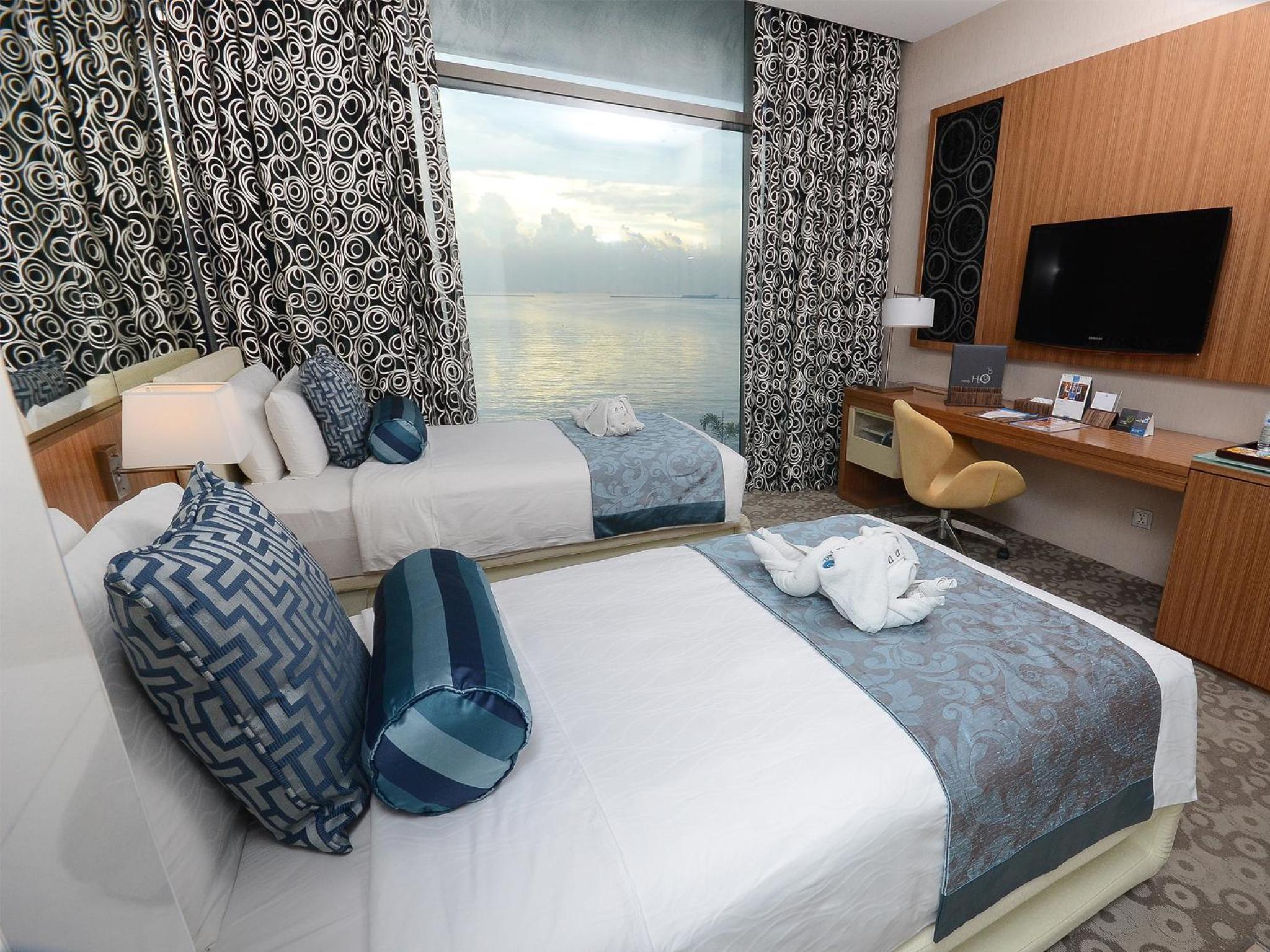غرفة بسريرين منفصلين بإطلالة، Hotel H2o 7/10