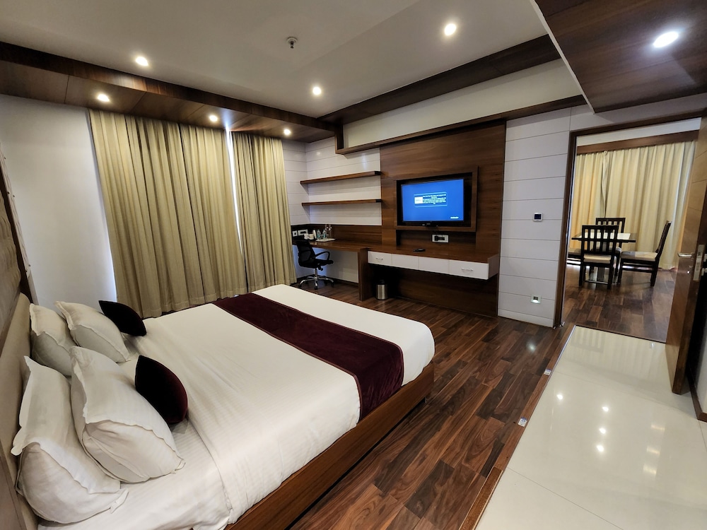 Hotel Preethi International 17/50