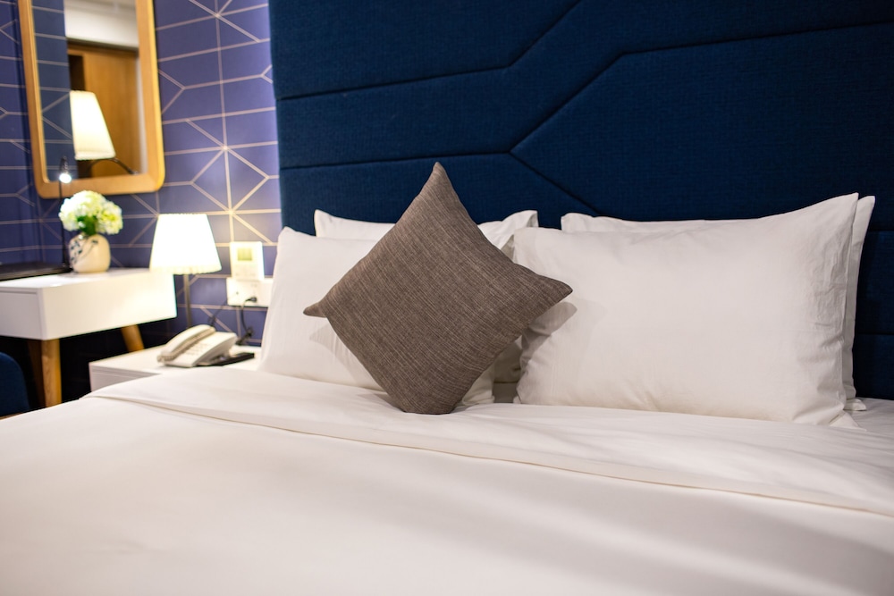 Bonsella Prestige Hotel and Spa 14/71