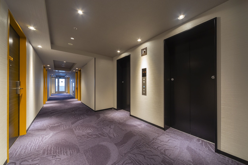 JR WEST GROUP VIA INN HAKATAGUCHI EKIMAE 33/38