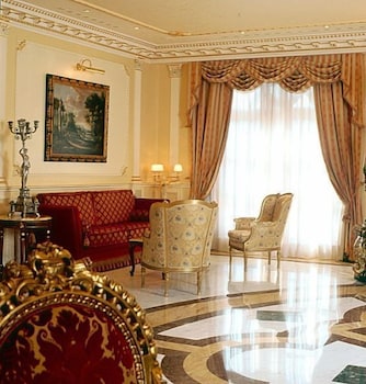 Grand Hotel Vanvitelli 22/42