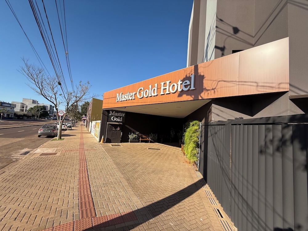 HOTEL MASTER GOLD EXPRESS 69/72