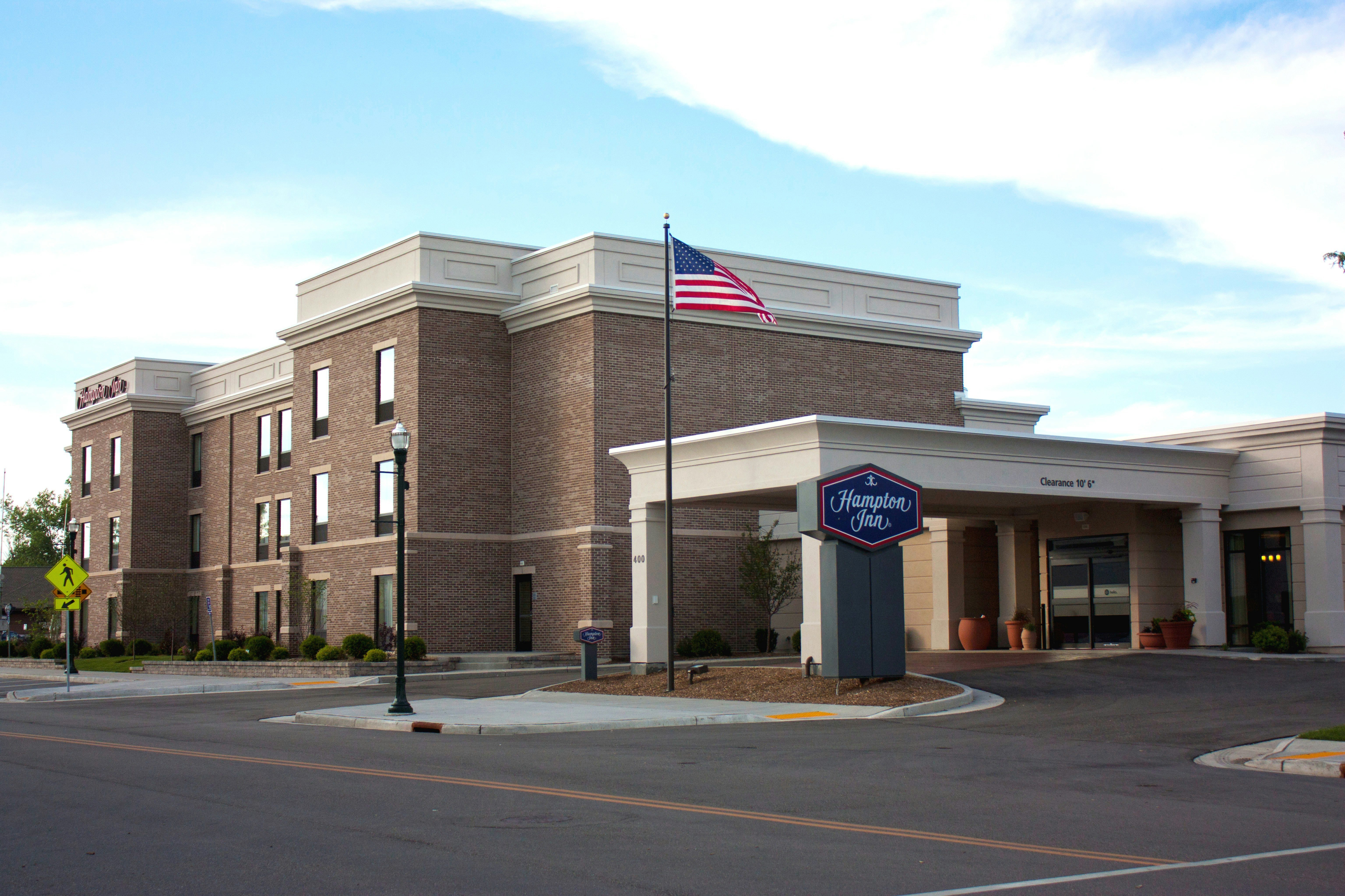 Hampton Inn Burlington, WI 52/58