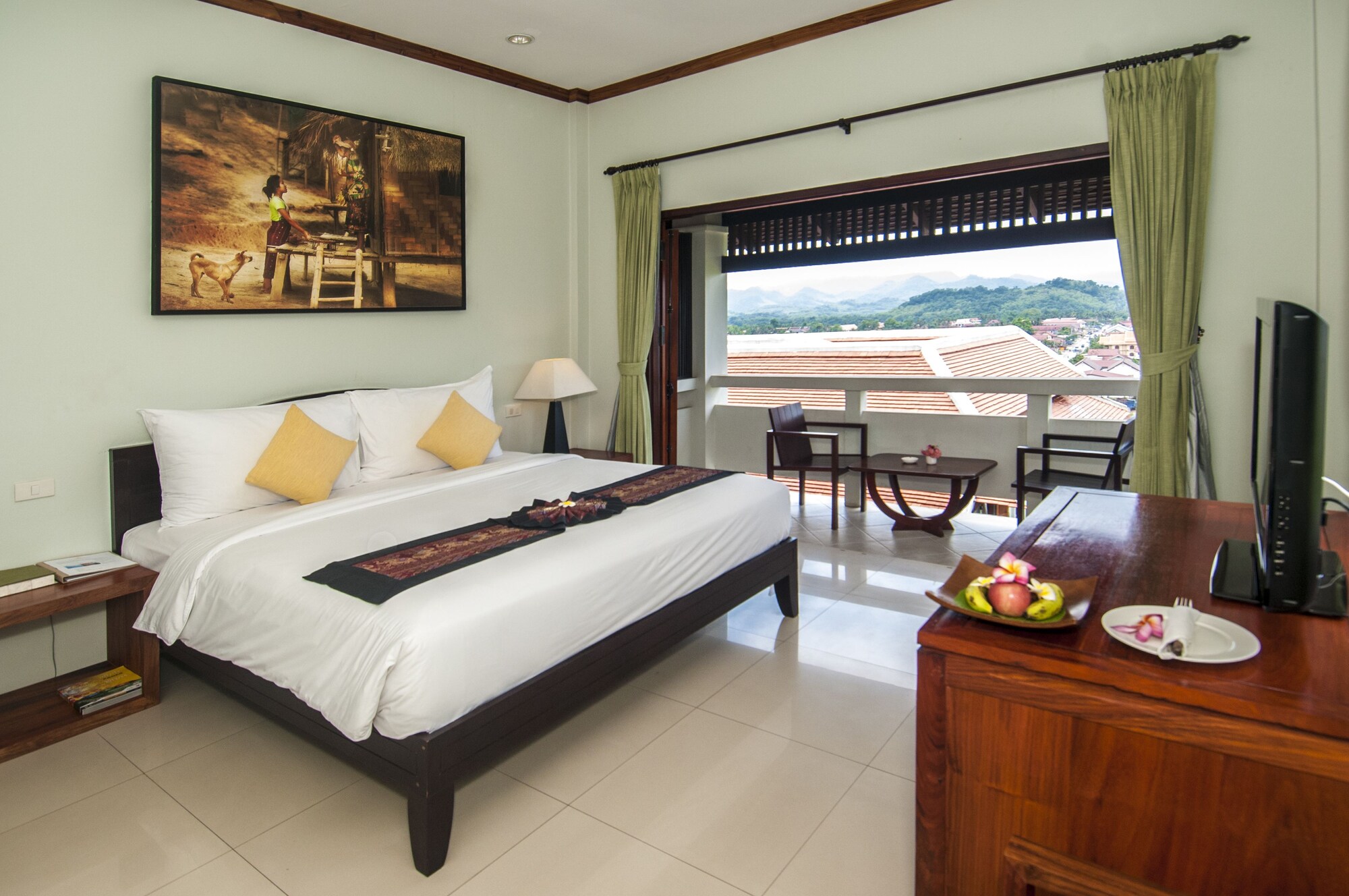 Standard, Twin Beds