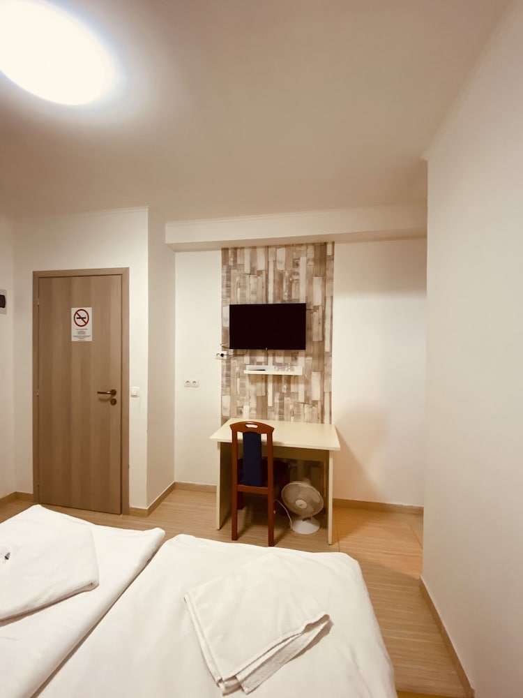 Easy Star Hotel 16/51