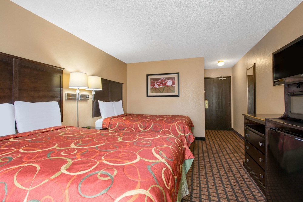 Quality Inn Texarkana Arkansas 15/35