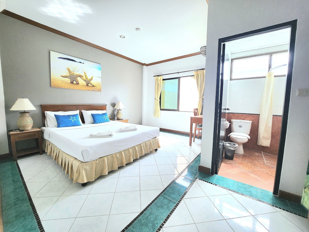 Sea Front Home 34/70