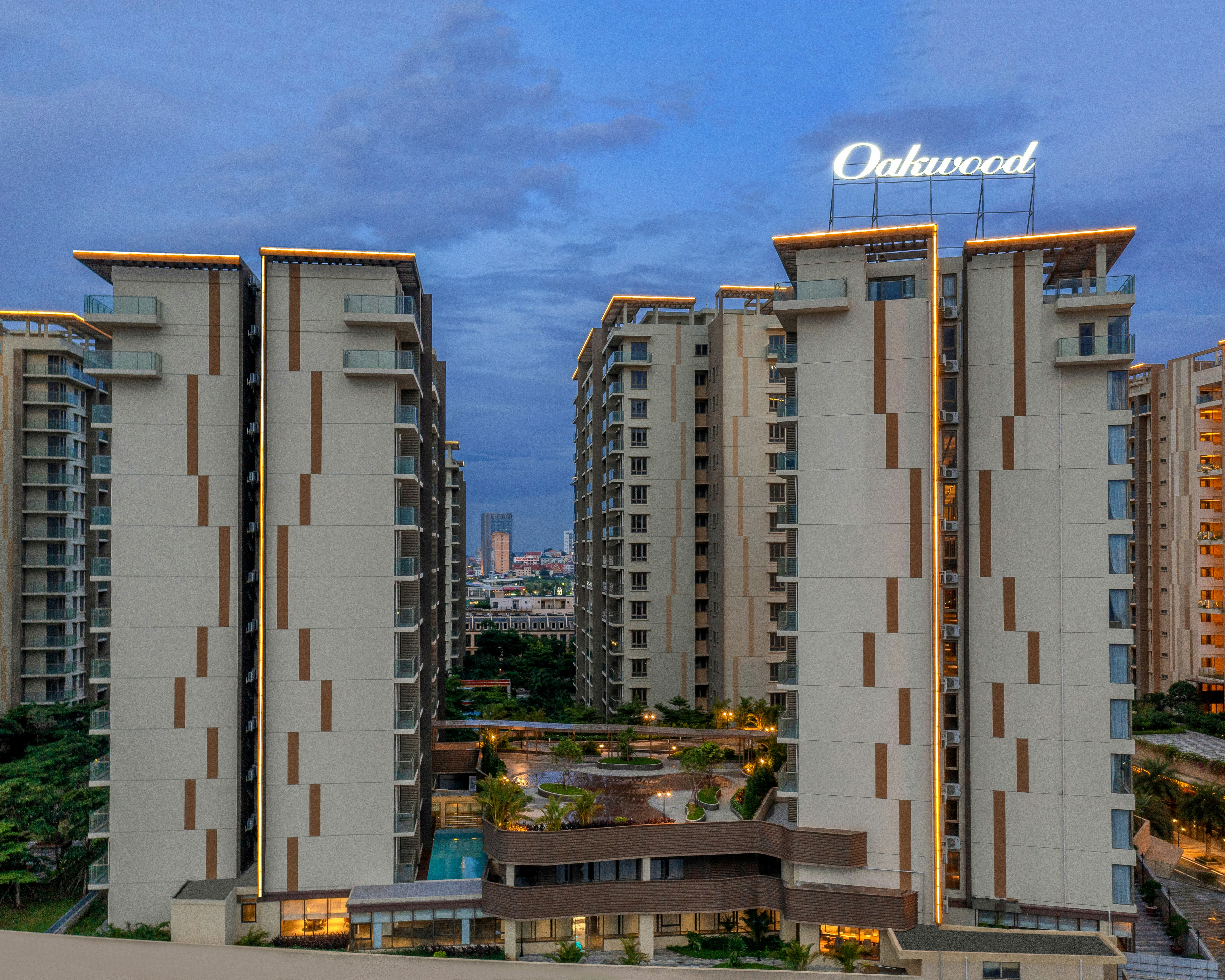 Oakwood Premier Phnom Penh 1/21