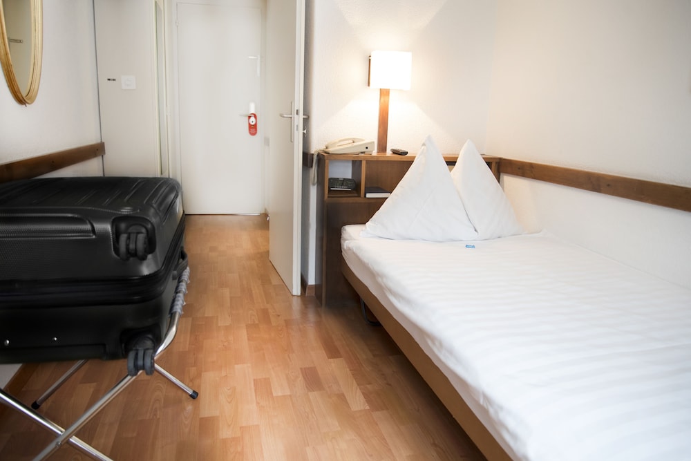 TOP Hotel Rothaus 24/67