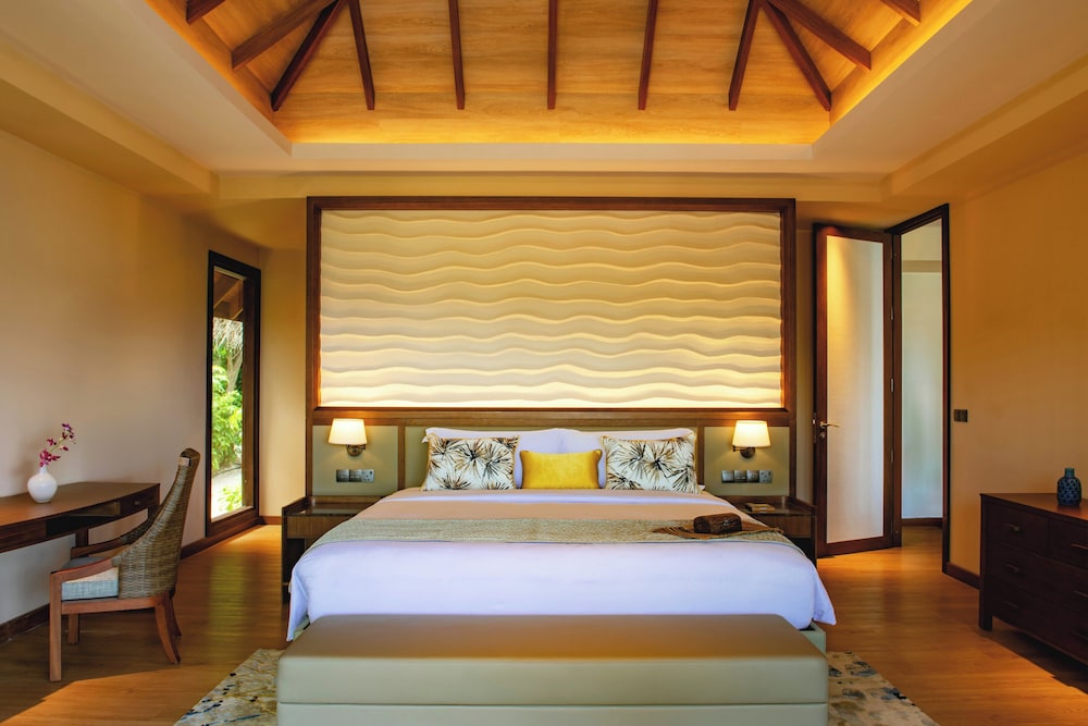 Baros Maldives 37/115