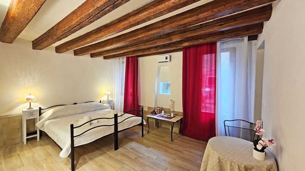 FAMILY, APARTMENT, GROUND FLOOR