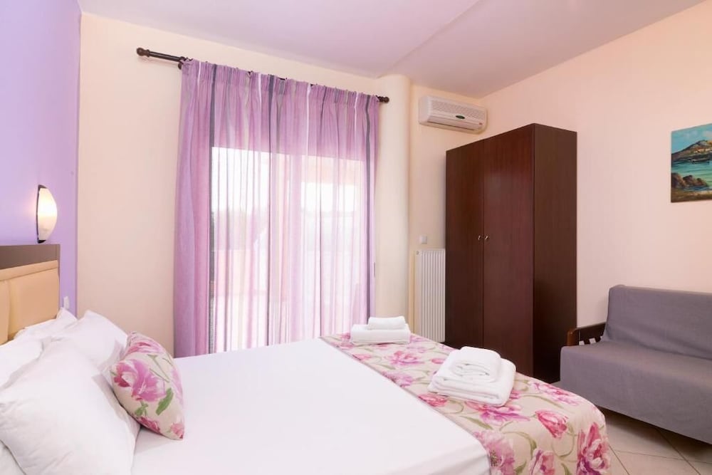 Nikolas Studios Thassos 13/47