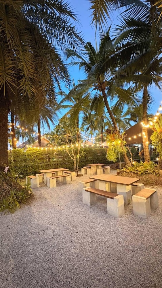 Baan Baitan Resort 54/64
