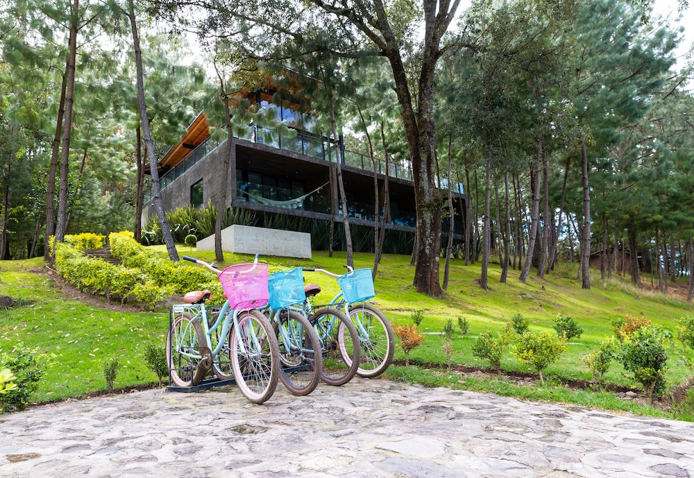 Sierra Lago Resort And Spa 40/57