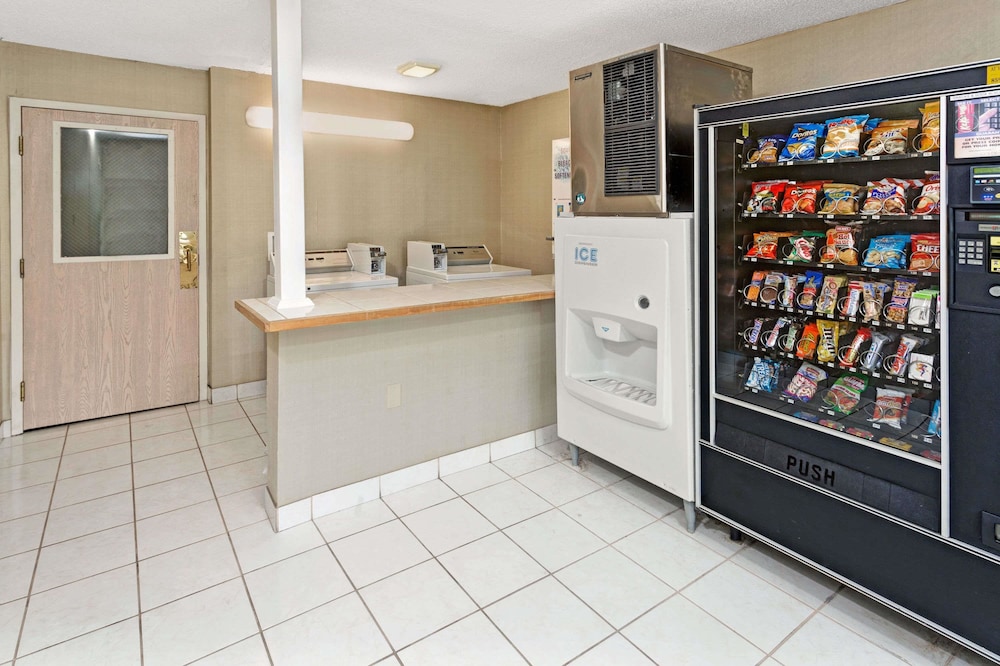 Microtel Inn Suites By Wyndham Florence Cincinnati Airport 6/41