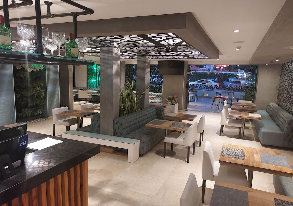 Hotel Washington Plaza By Sercotel 51/72