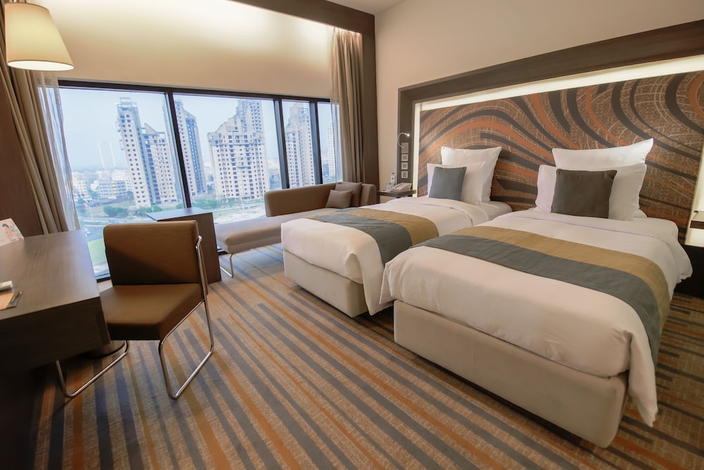 NOVOTEL KOLKATA HOTEL AND RESIDENCES 28/74