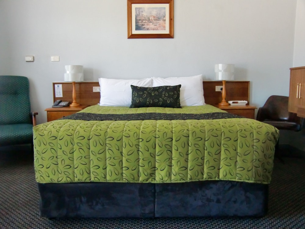 Bairnsdale Kansas City Motel 11/30