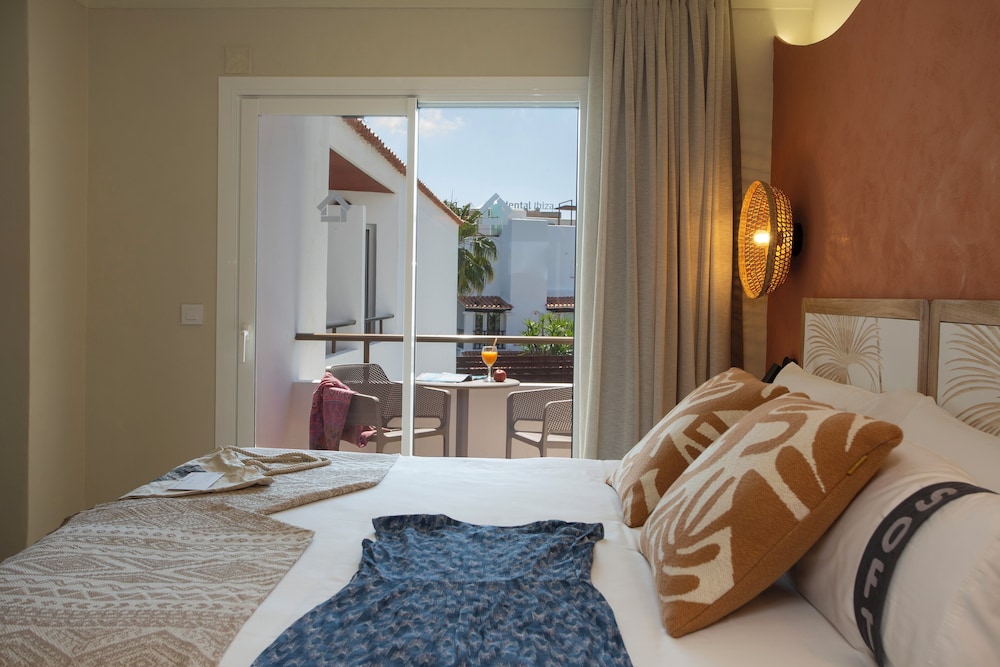 Hotel Bahia Playa 8/50