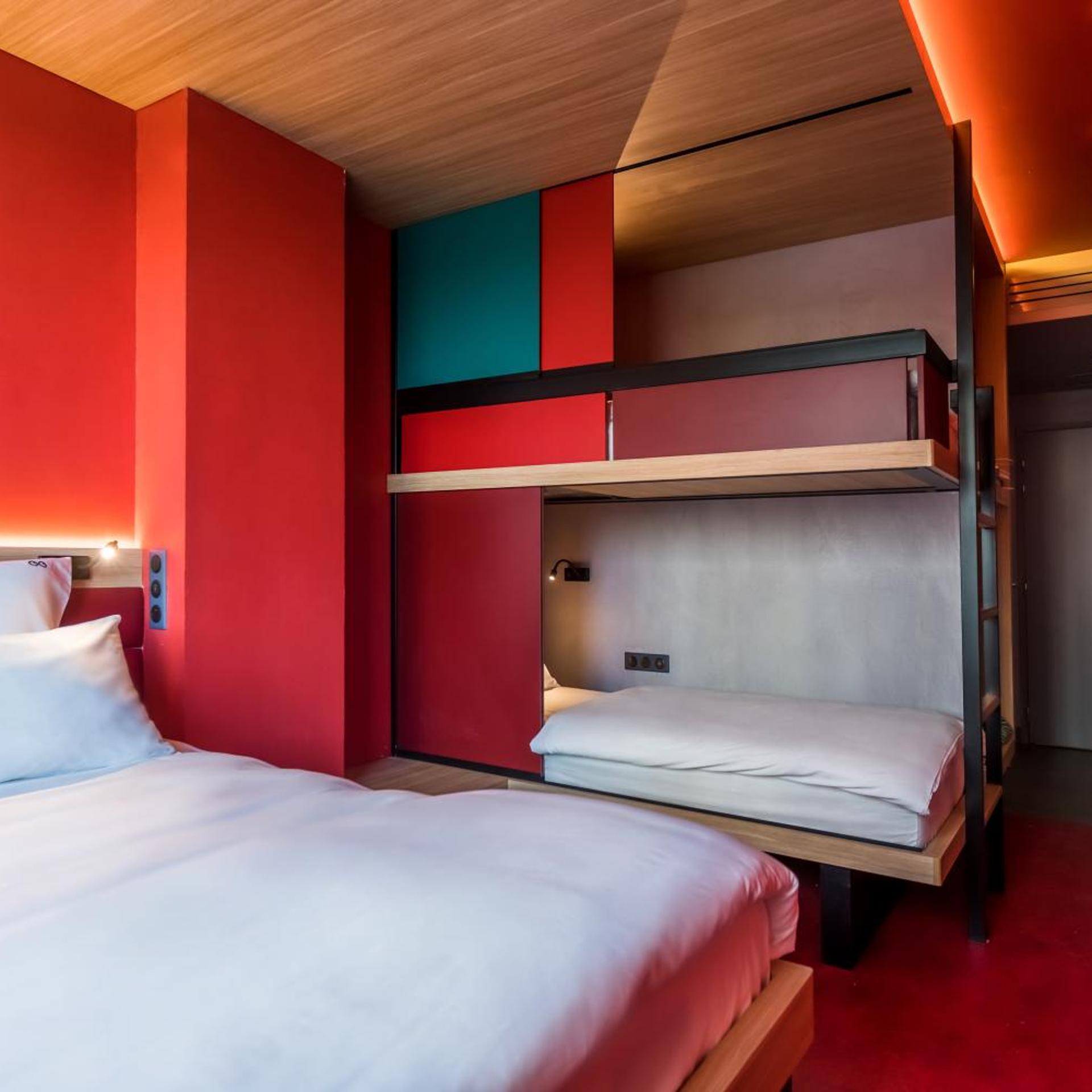 Room, Quadruple, Private Bathroom