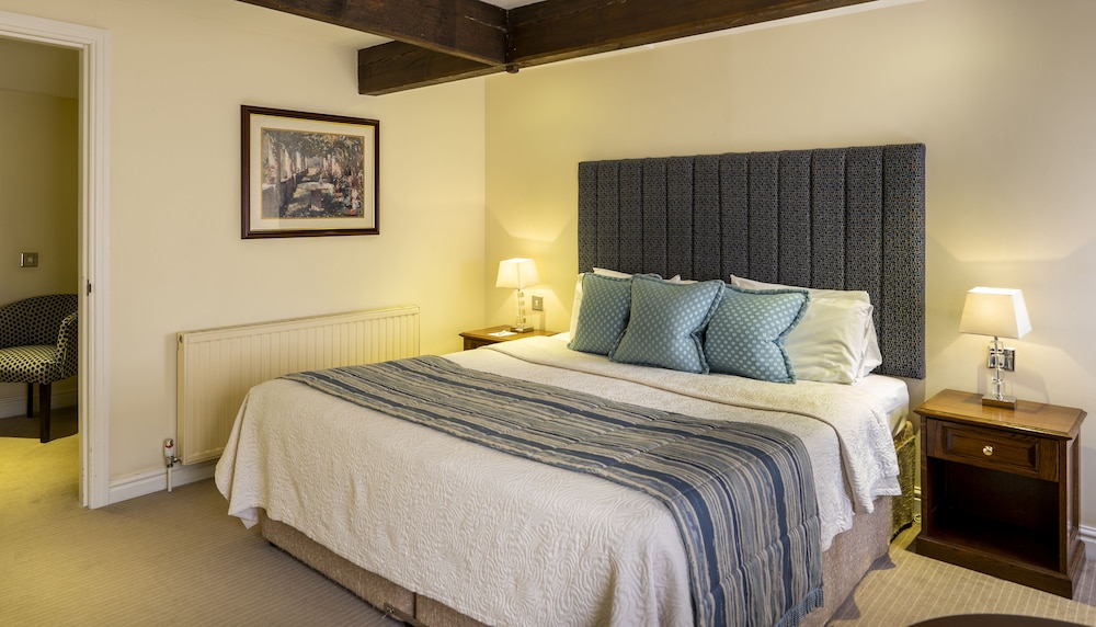 Ringwood Hall Hotel & Spa, BW Signature Collection 8/48