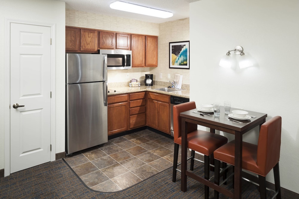 Residence Inn by Marriott Kansas City Overland Park 41/50