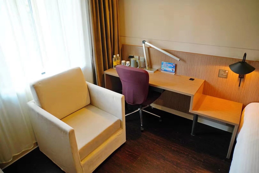 Jinjiang Inn Select Shanghai Expo Dezhou Road 22/33