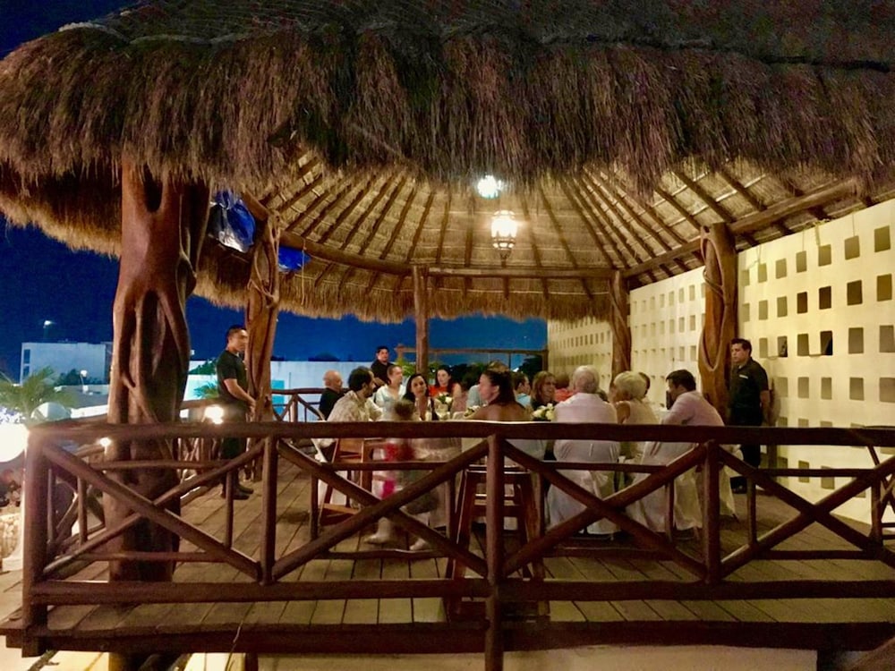 Hotel Cielo, Playa del Carmen 11/69