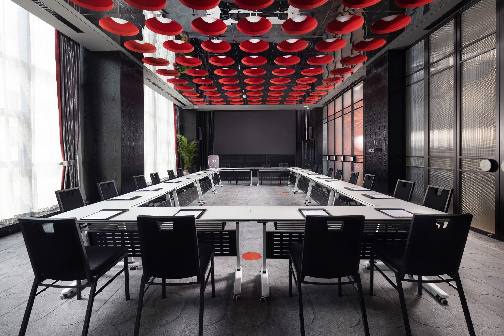 Radisson Red Xi’an High-tech Zone 25/28
