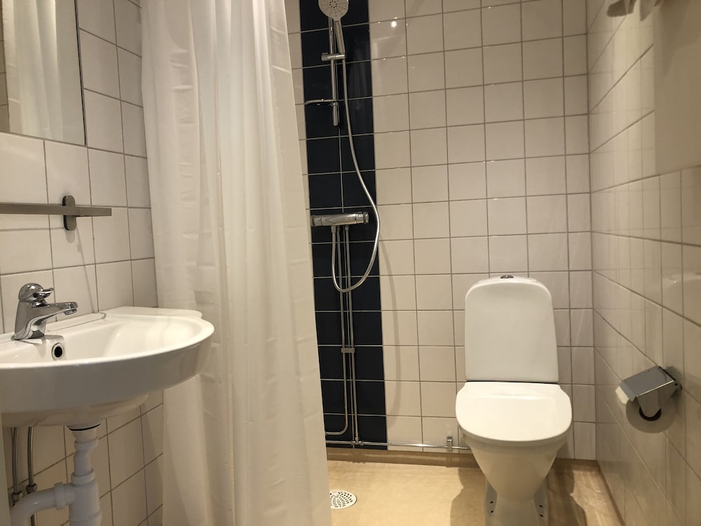 Kroppefjall Bed and Breakfast 39/40
