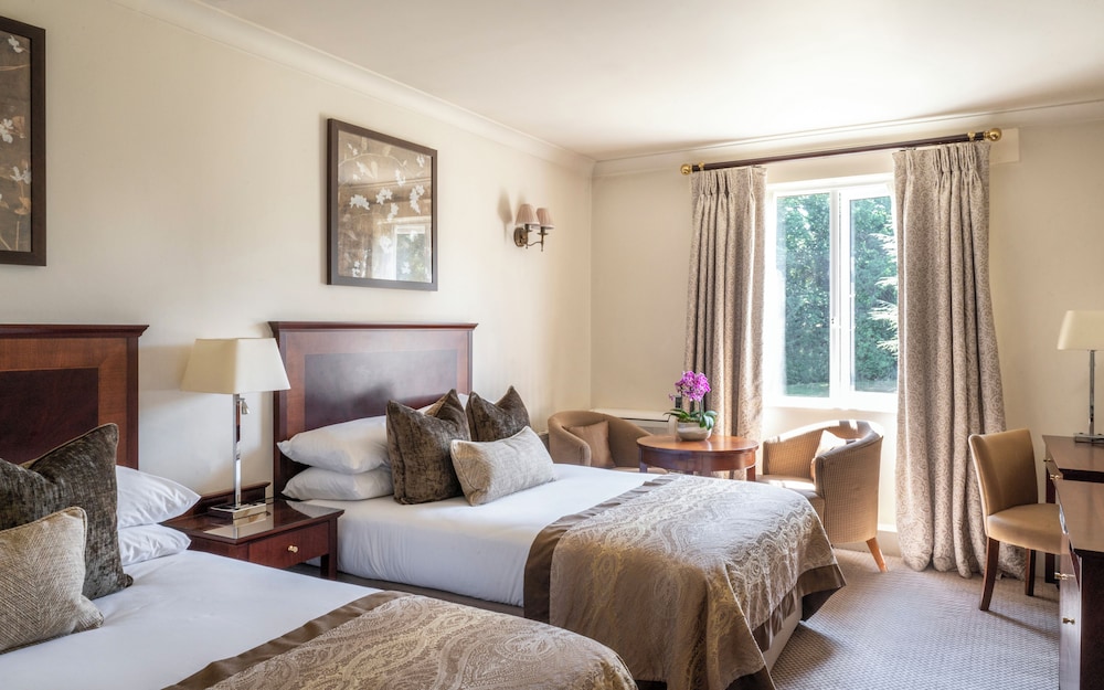 Audleys Wood Hotel 7/50