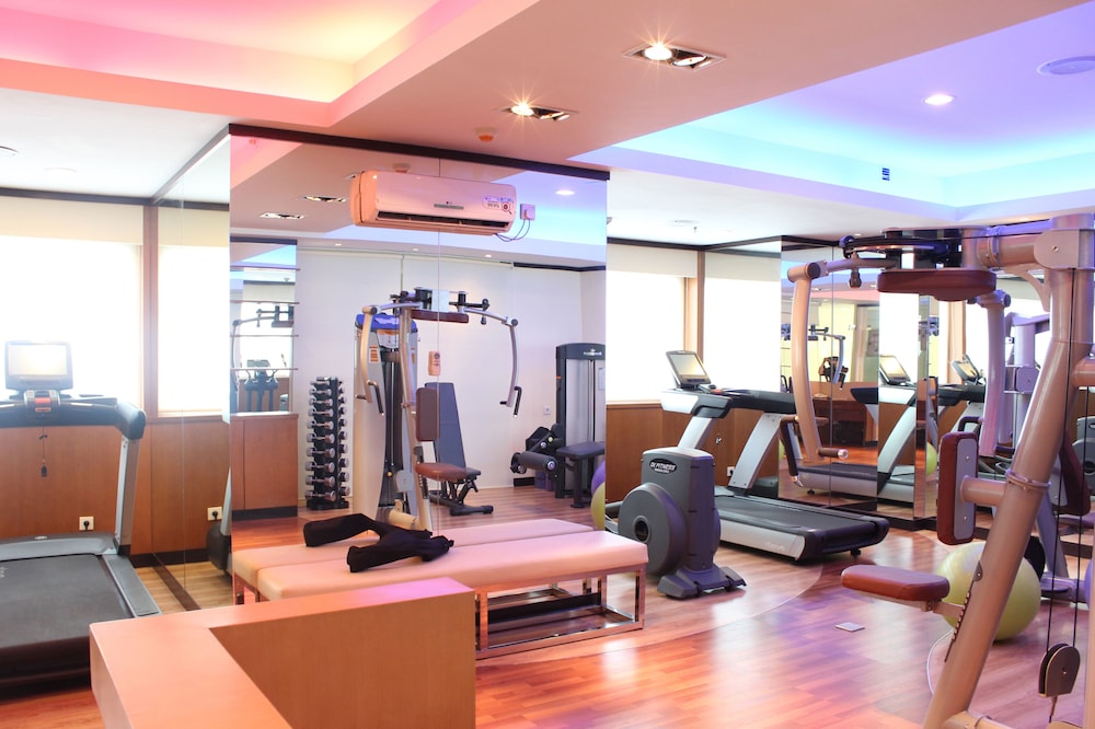 Aston Pluit Hotel and Residence 32/66